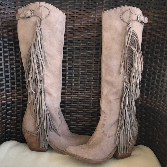 carlos santana fringe boots